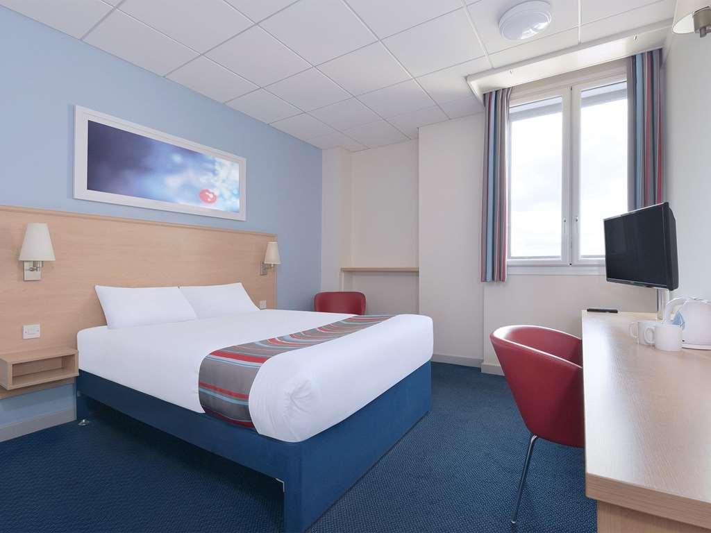 Travelodge Birmingham Sutton Coldfield Habitación foto