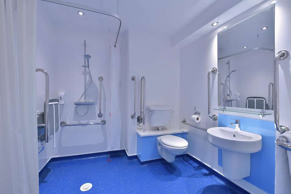 Travelodge Birmingham Sutton Coldfield Habitación foto
